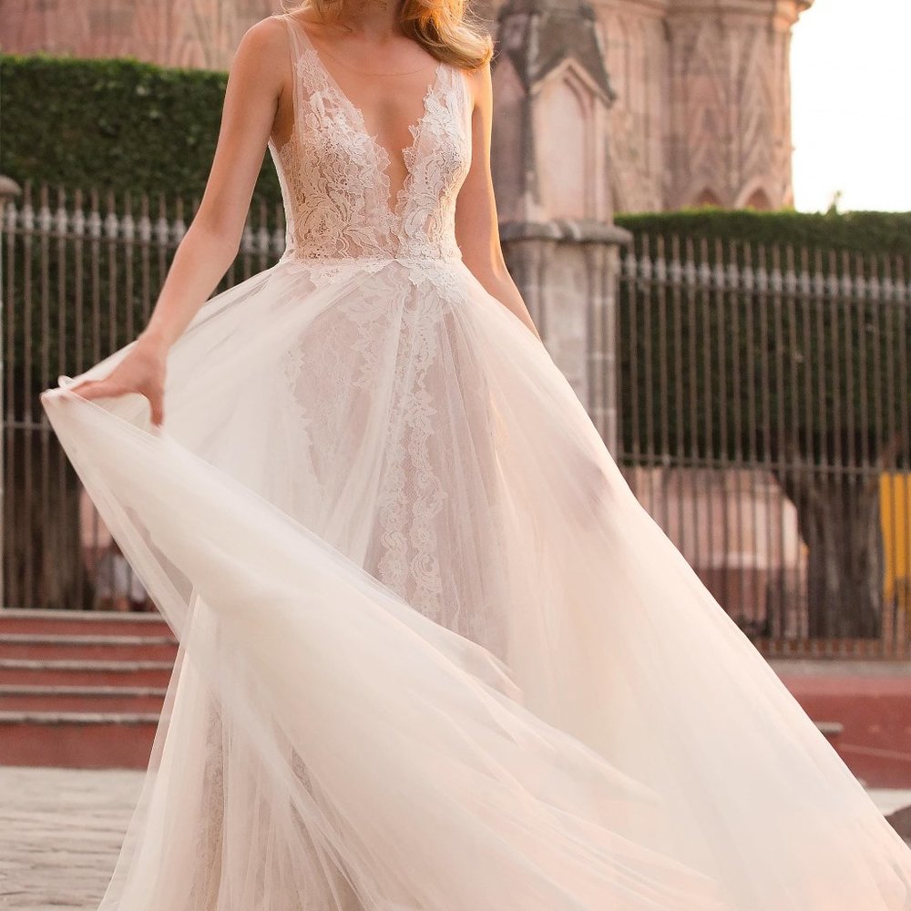 Watters Ludmila Wedding Gown Size 6